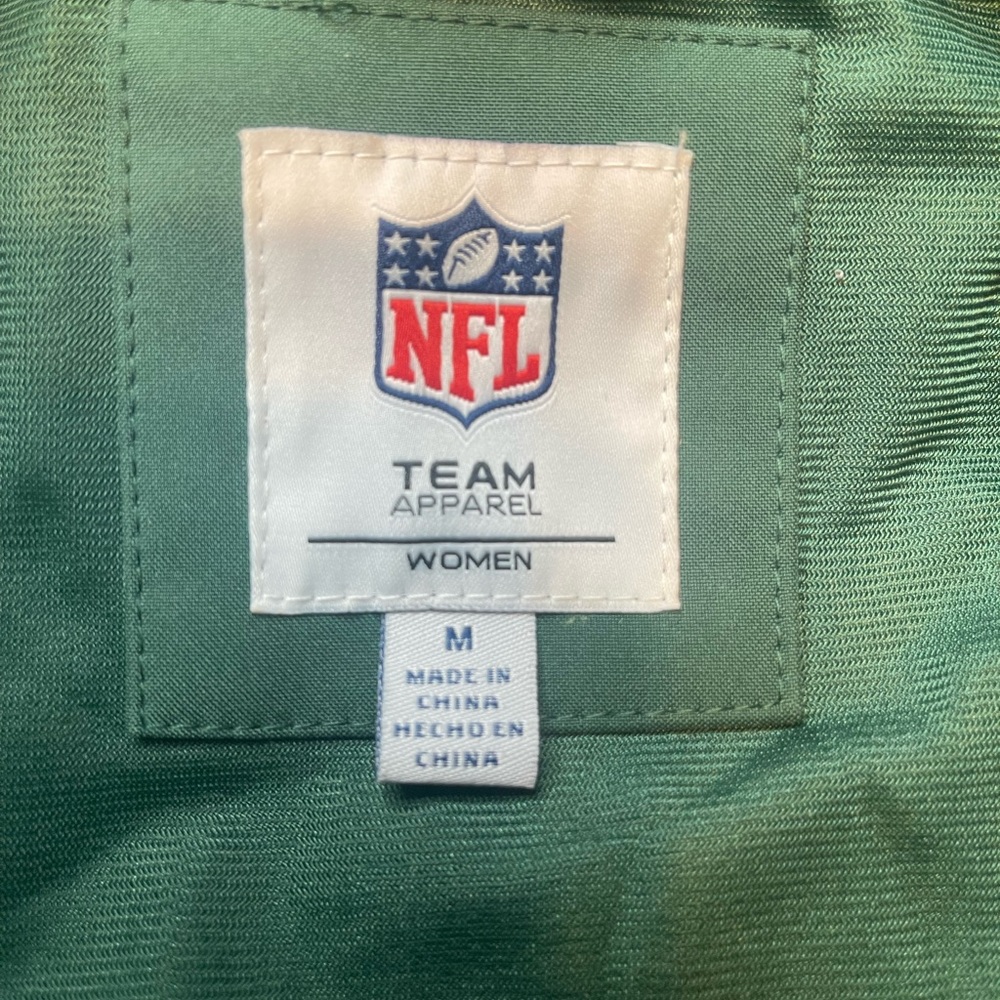 NFL Team Apparel - Woman’s Green Bay Packers Jacket - Size M - NWOT - Picture 3 of 4